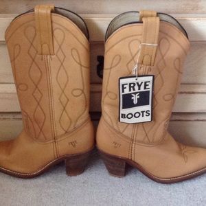 Frye Boots Nwt Size 6